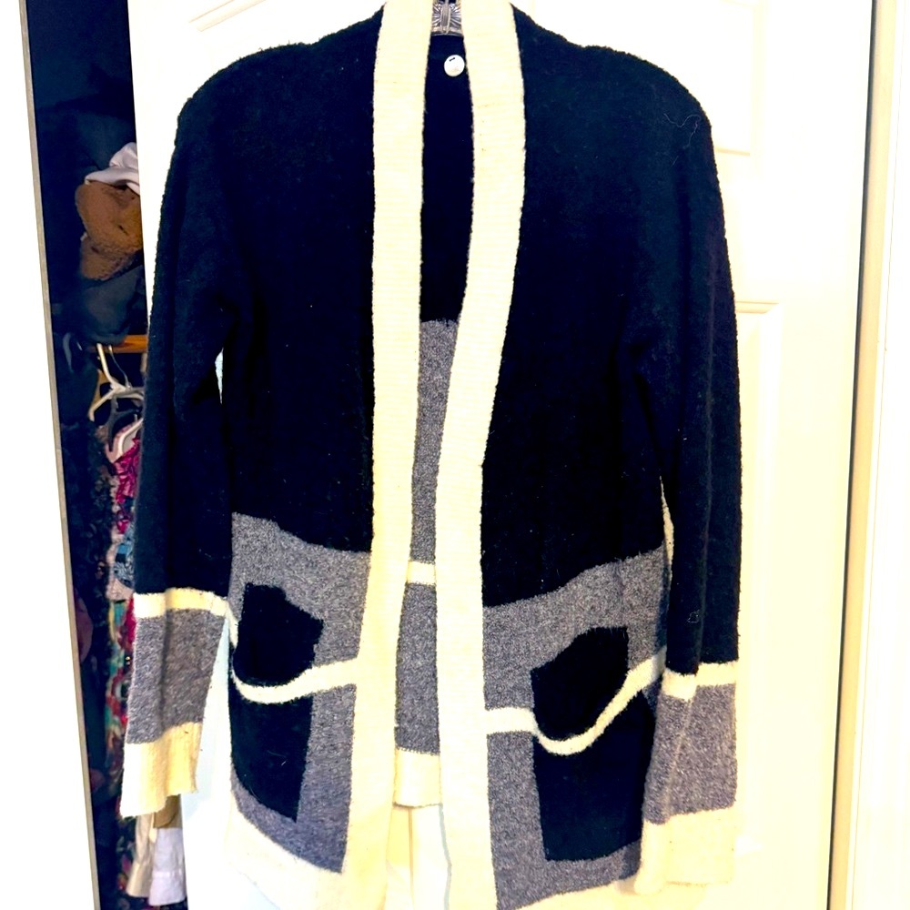 Margaret O’Leary Oversized Black, Cream, and Gray Colored Cardigan
